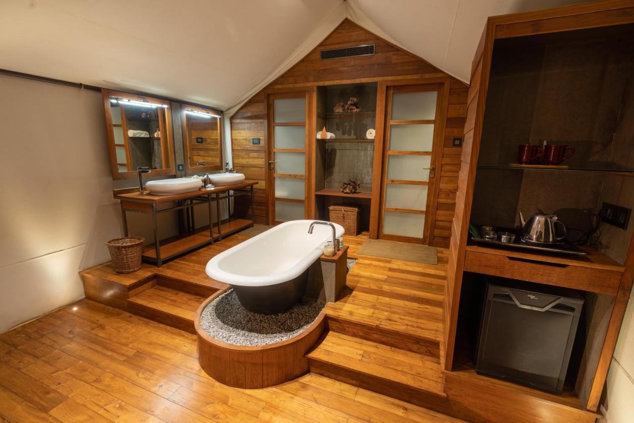 Kaav Safari Lodge, Kabini Begūr Eksteriør billede